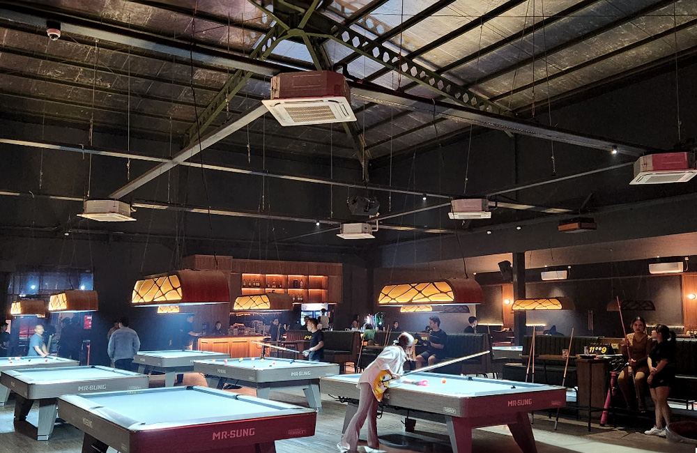 ELITE BILLIARD LOUNGE